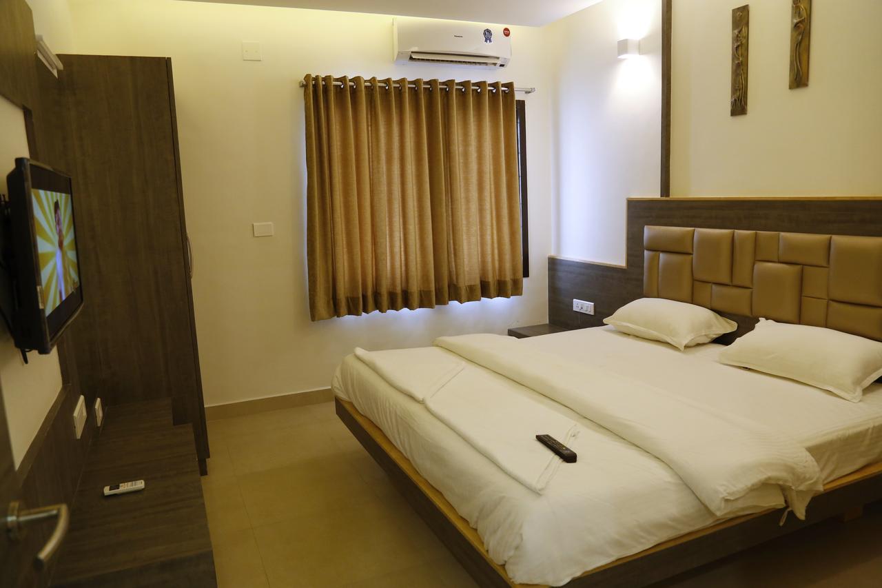 Hotel Sivaranjani Erode Zewnętrze zdjęcie