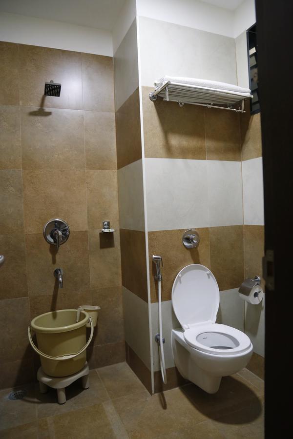 Hotel Sivaranjani Erode Zewnętrze zdjęcie