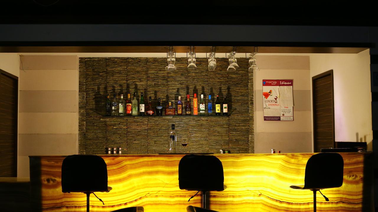 Hotel Sivaranjani Erode Zewnętrze zdjęcie